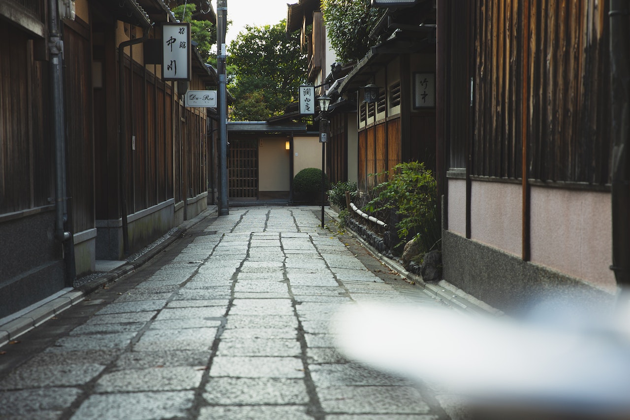 Photo by Ryutaro Tsukata: https://www.pexels.com/photo/empty-paved-street-in-historic-town-in-japan-5745827/